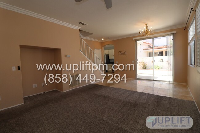 Foto del edificio - 2 Story, 2 bed, 2 .5 bath with large loft ...