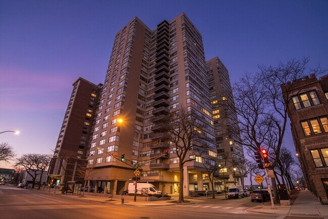 Foto del edificio - 6301 N Sheridan Rd