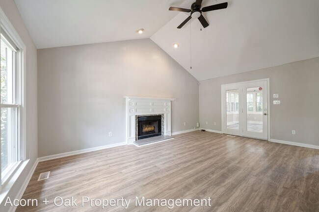 Foto del edificio - 3 br, 2.5 bath House - 813 Sanderson Dr