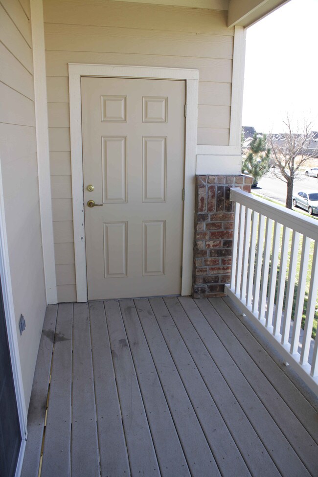Building Photo - 5745 Genoa Way