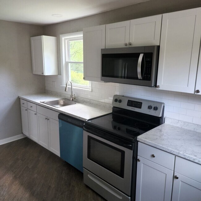 Foto del edificio - 3 Bedrooms 2.5 bath Home -South Eastern Sc...