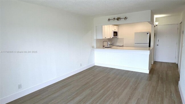 Foto del edificio - 4550 NW 9th St