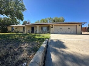 Building Photo - 14170 Montecito Pl