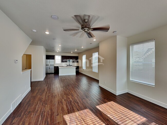 Foto del edificio - 6022 W Copper Hawk Dr