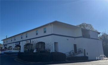 Building Photo - 723 Baxter St