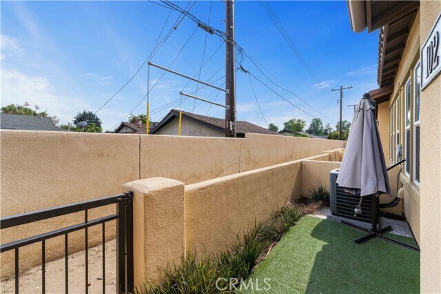 Foto del edificio - 5657 McCulloch Ave