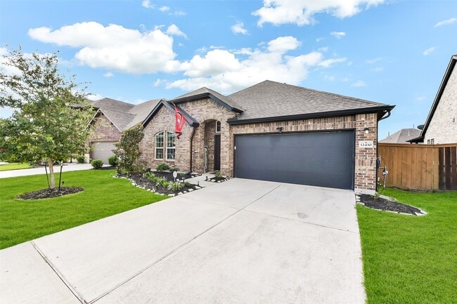 Building Photo - 12430 Ashgrove Point Dr