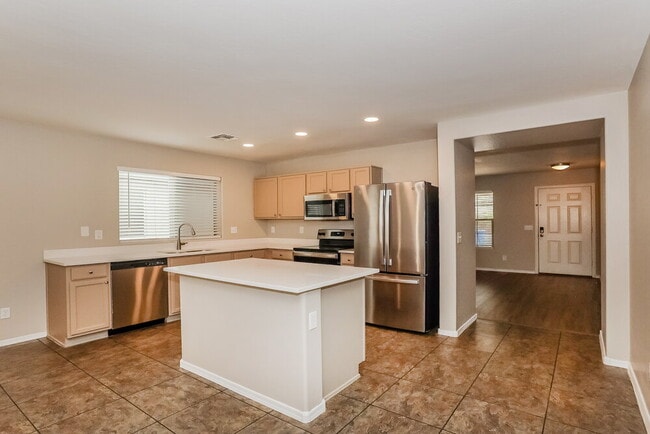 Building Photo - 3140 W St Kateri Dr