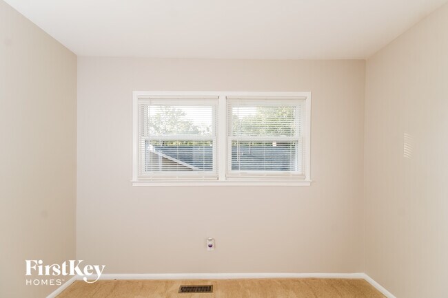 Foto del edificio - 1724 Waverly St