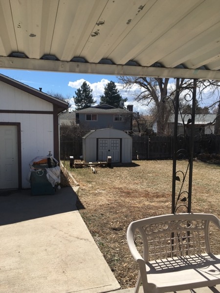 Building Photo - Charming 3BR/2BA with Massive Yard and Gar...