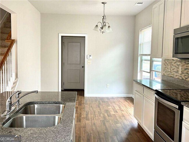 Foto del edificio - 458 Hardy Water Dr SE