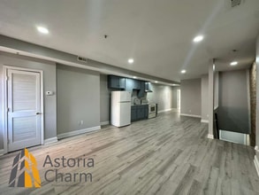 Building Photo - 1918 N Charles St