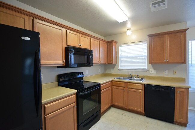 Building Photo - 4611 Honeystreet Bridge Ln