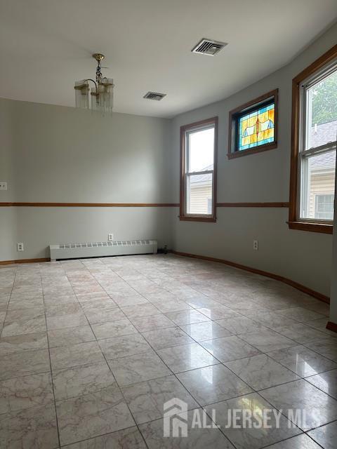 Foto del edificio - 128 E Colfax Ave