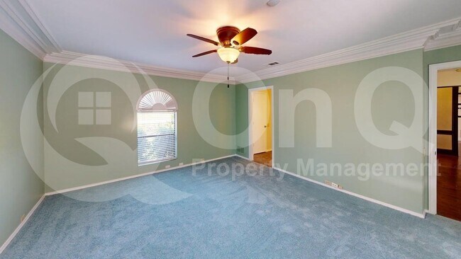 Building Photo - 2212 Canyon Valley Trail