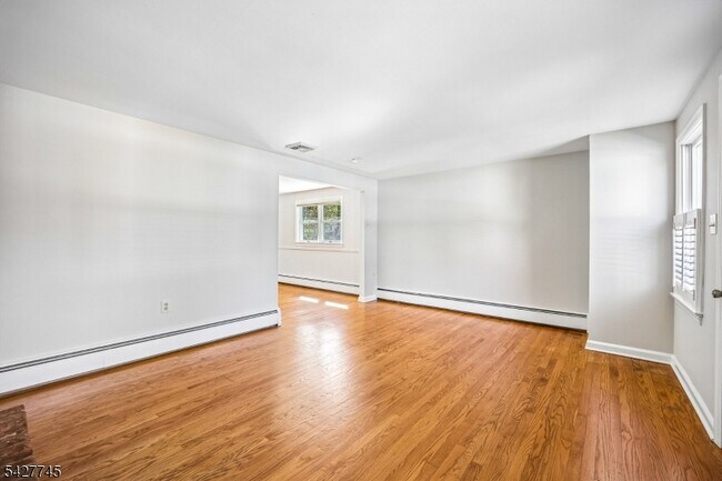 Foto del edificio - 32 Center St