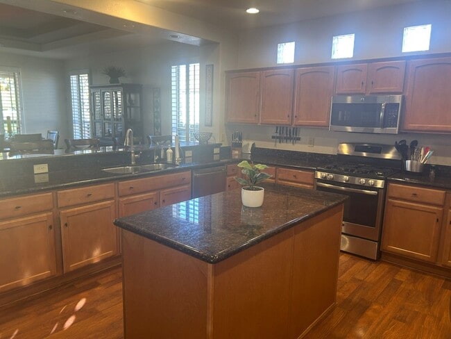 Building Photo - Waterfront Furnished rental in Gated Community of Sun Lakes