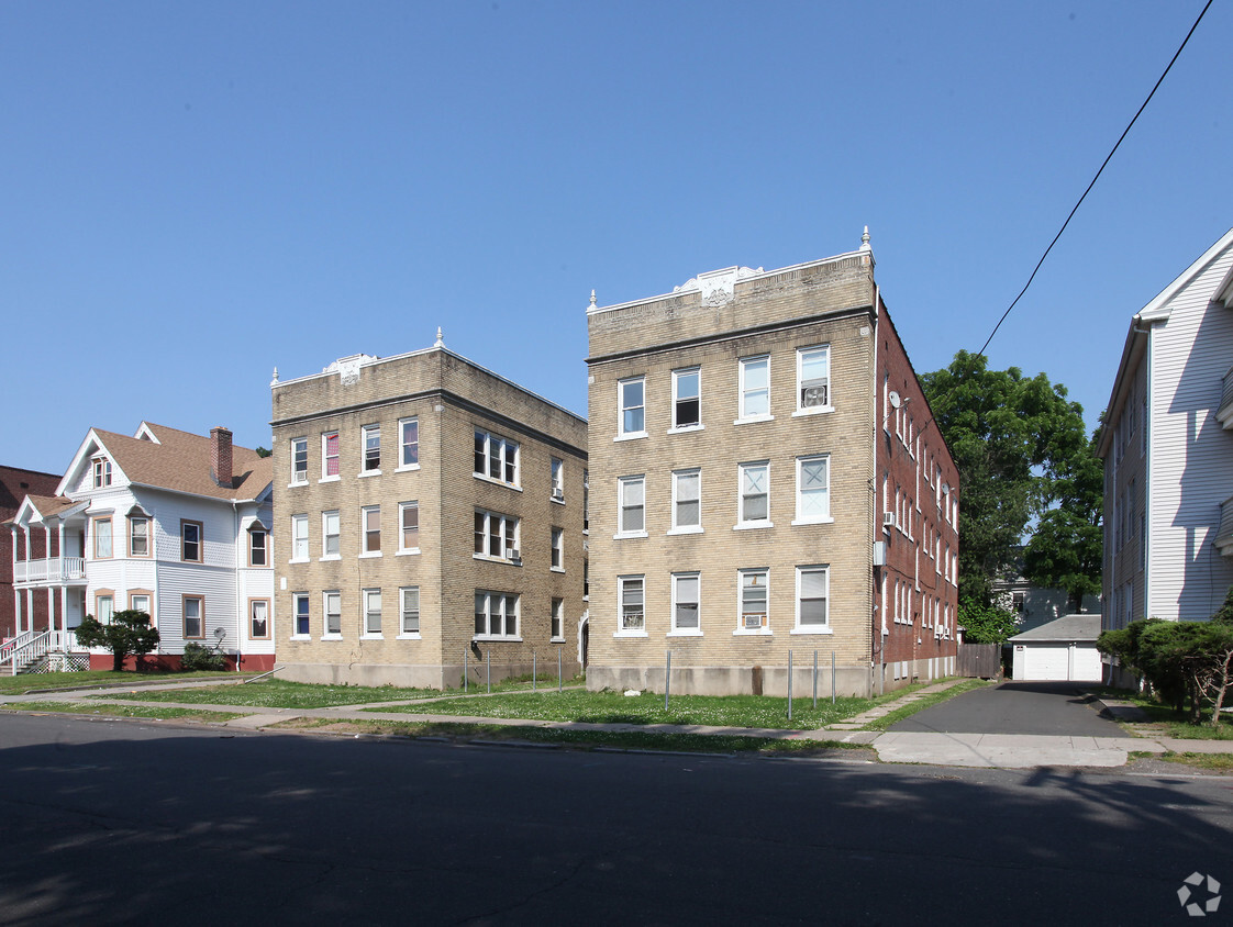 Building Photo - Lincoln Street Apartments