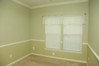 Building Photo - 2379 Abington Dr