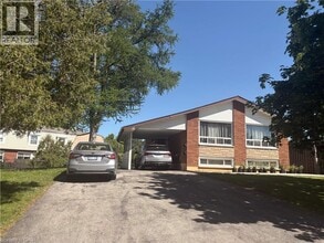 Building Photo - 15 Champlain Ave