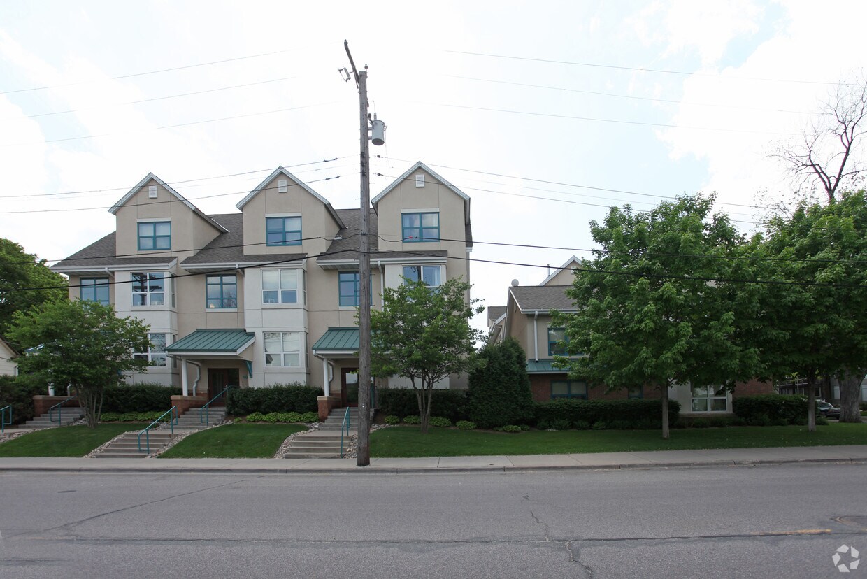 Primary Photo - Fulton Townhomes