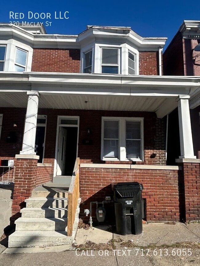 Building Photo - 320 Maclay St