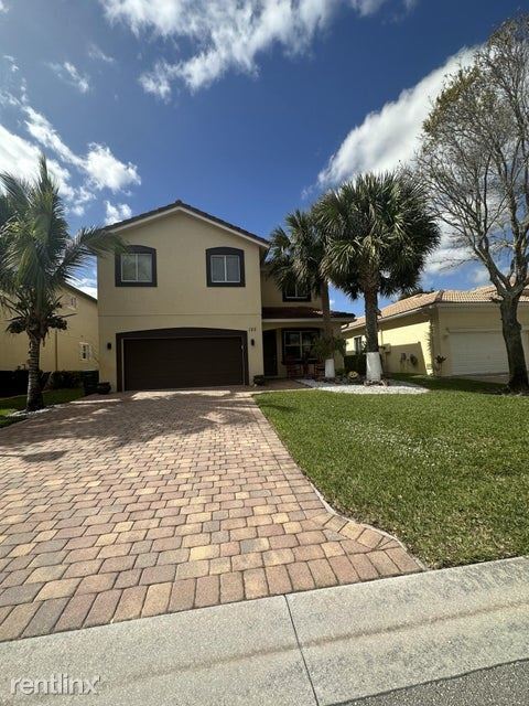 Primary Photo - 5 br, 2.5 bath House - 135 Two Pine Drive,...