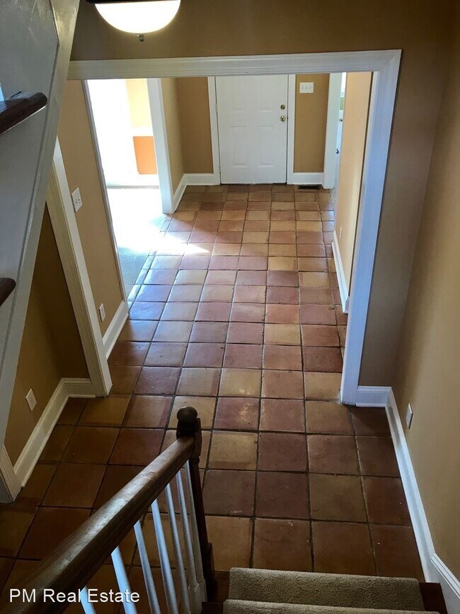 Foto del edificio - 3 br, 3.5 bath House - 7173 Strawberry Road
