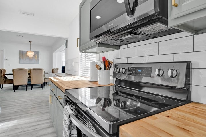 Photo - 14 S Swinton Cir (Delray Beach, FL)