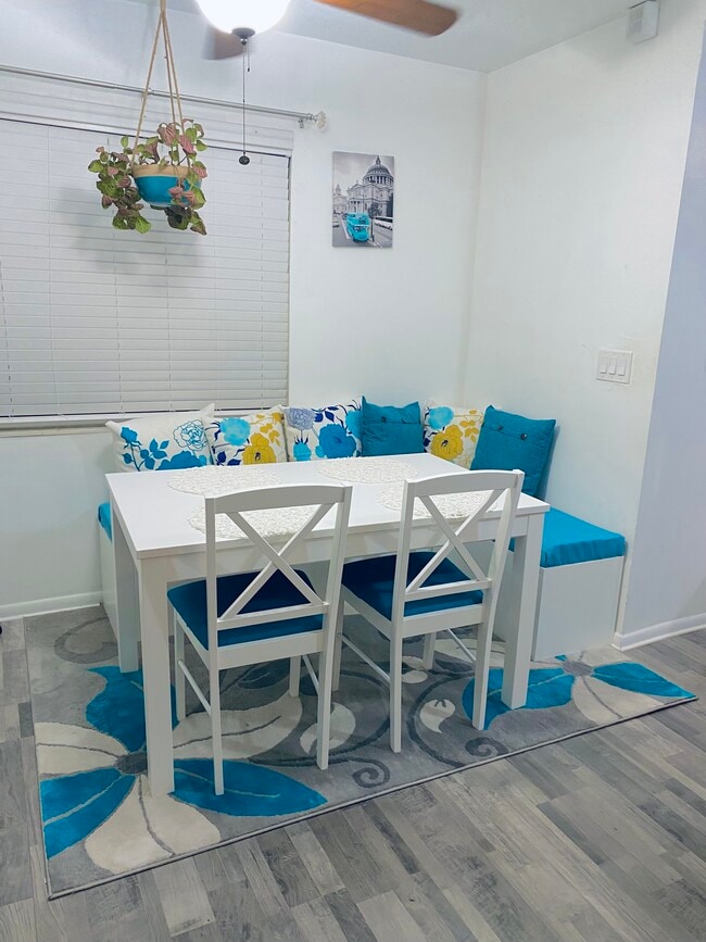 Building Photo - 4938 Alder Dr