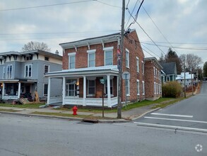 Building Photo - 181 Canal St