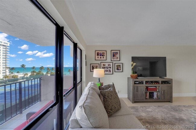 Foto del edificio - 5100 N Ocean Blvd