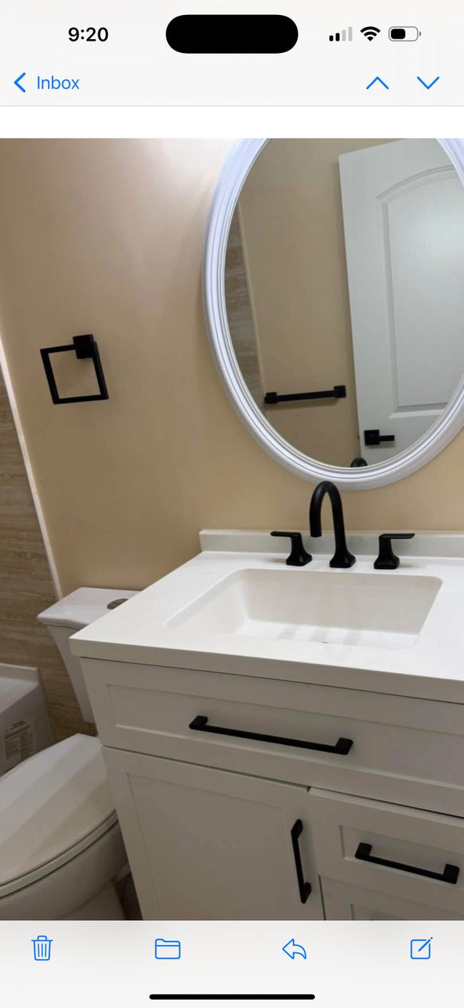 Building Photo - 1535 Vine St