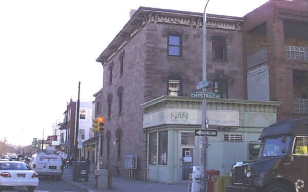 Building Photo - 4000 Chestnut St
