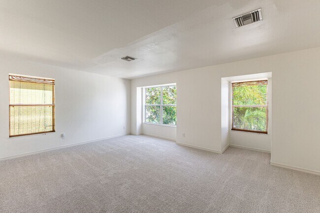 Foto del edificio - 10044 Winding River Rd