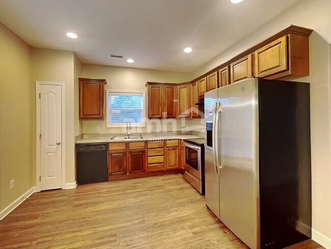 Building Photo - 4019 Nuthatch Rd
