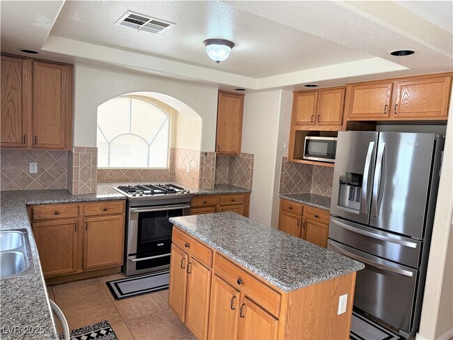 Foto del edificio - 10780 Glacier Rapids Ct