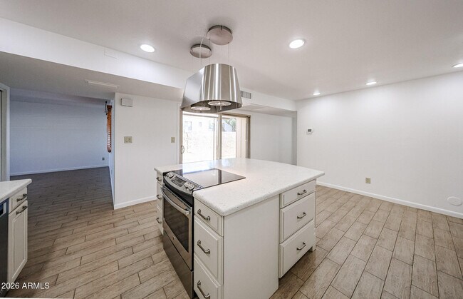Foto del edificio - 8333 E Orange Blossom Ln