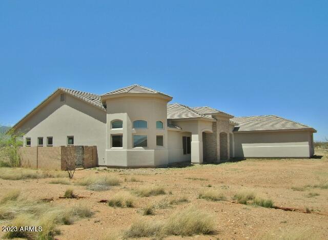 Building Photo - 5788 Padilla Dr