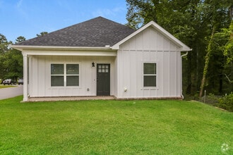 Building Photo - 16220 Lamarche Dr