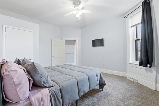 Foto del edificio - 2711 Allen Ave