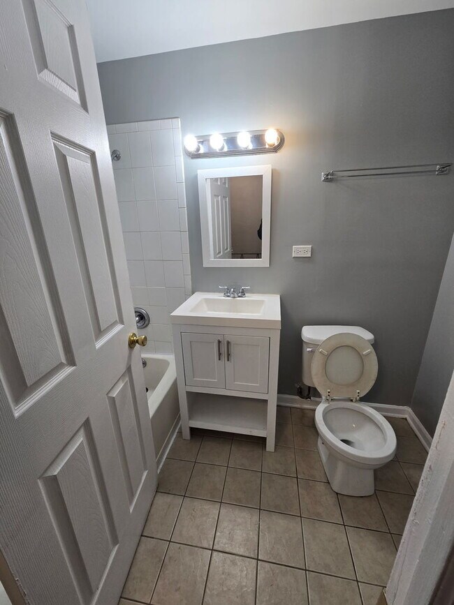 Foto del edificio - 7011 S East End Ave