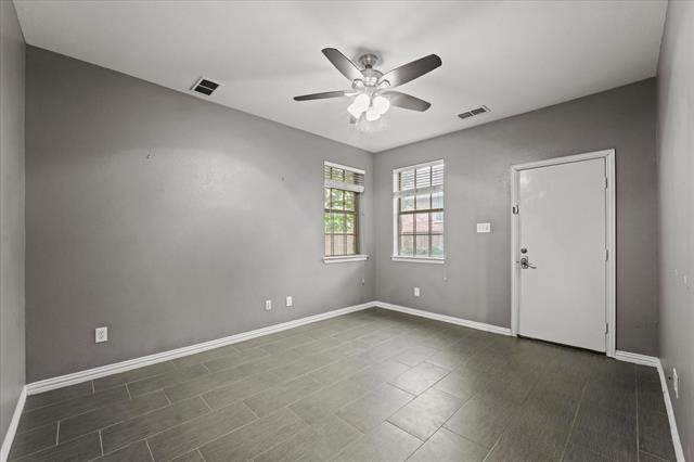Building Photo - 2556 Jacobson Dr