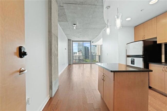 Foto del edificio - 860 Peachtree St NE