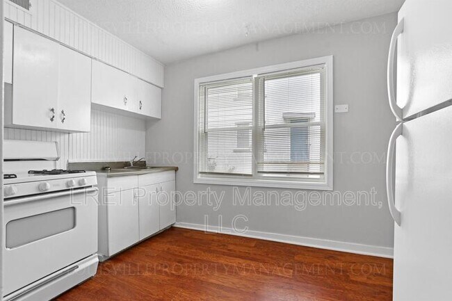 Foto del edificio - 1431 Nightingale Rd