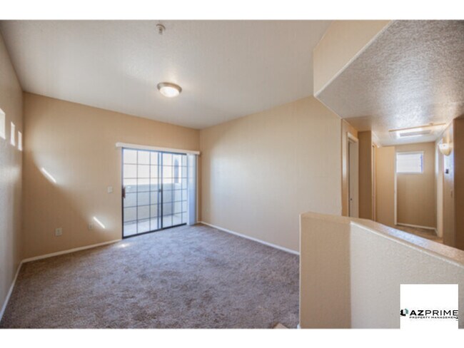 Foto del edificio - South Mountain Convenience in this Lovely 1/1 Phoenix Condo!