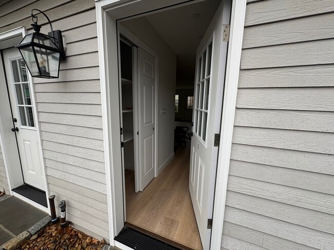 Building Photo - 154 Granite St