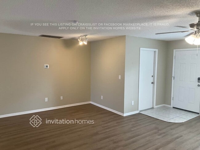 Foto del edificio - 12810 129th Terrace N