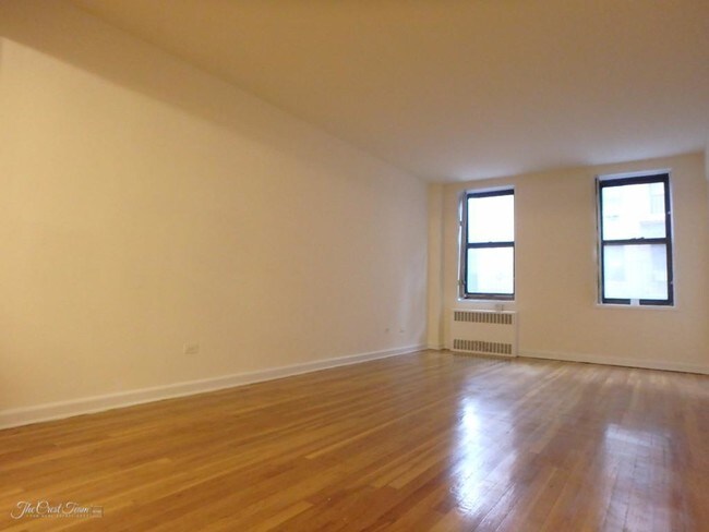 Building Photo - 8335 139th St