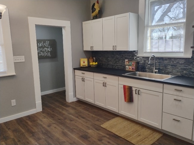 Building Photo - 1120 Rigsby Ave